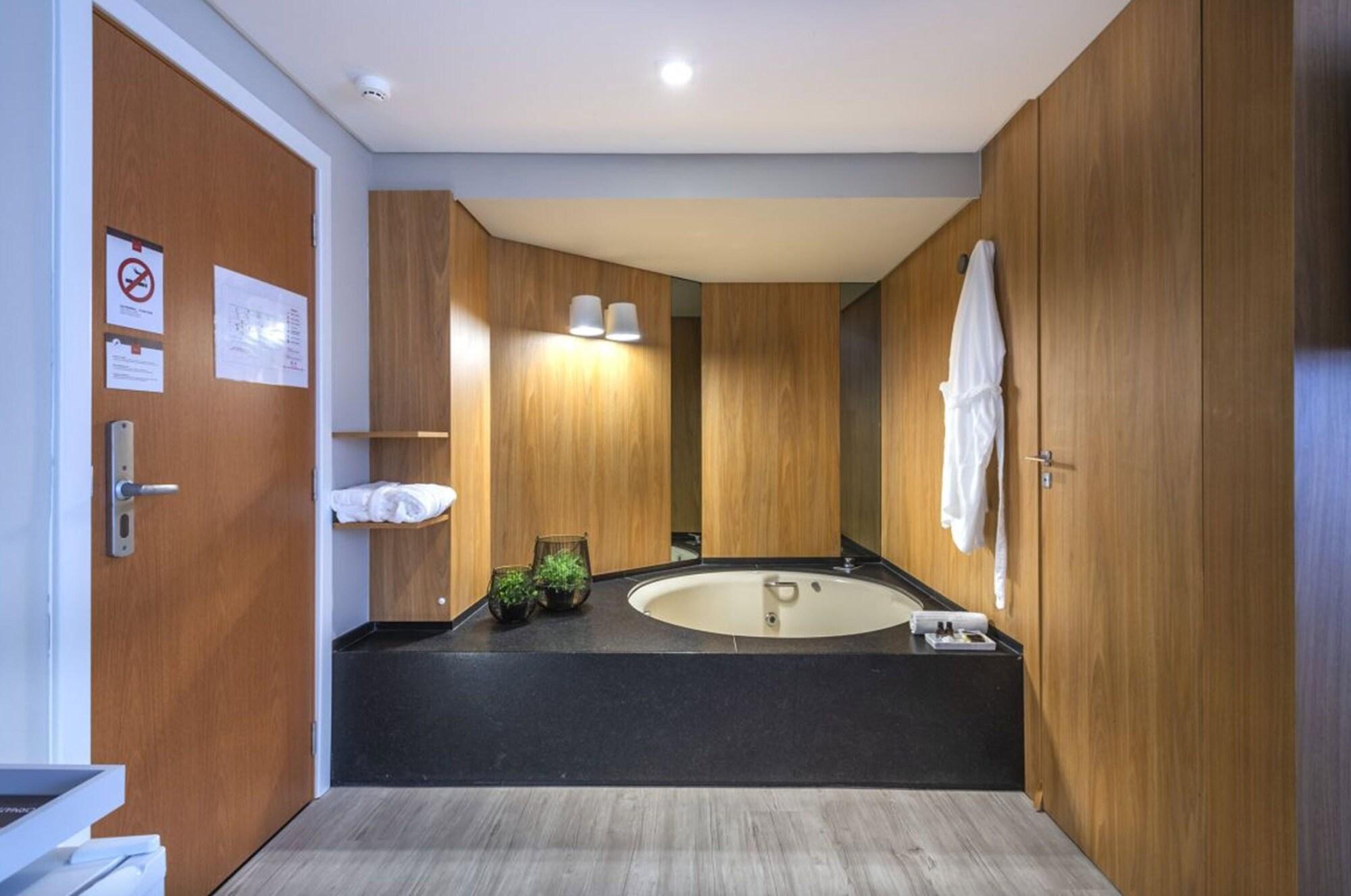 Hotel Melo Balneário Camboriú Eksteriør billede